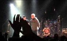 Tony Visconti & Woody Woodmansey talking to the crowd in Toronto last night