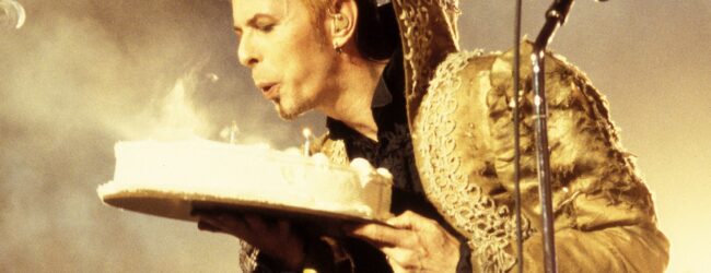 All WEEKEND DAVID BOWIE 75th BIRTHDAY TRANSMISSION – TVC 75 – PRESS PLAY NOW!